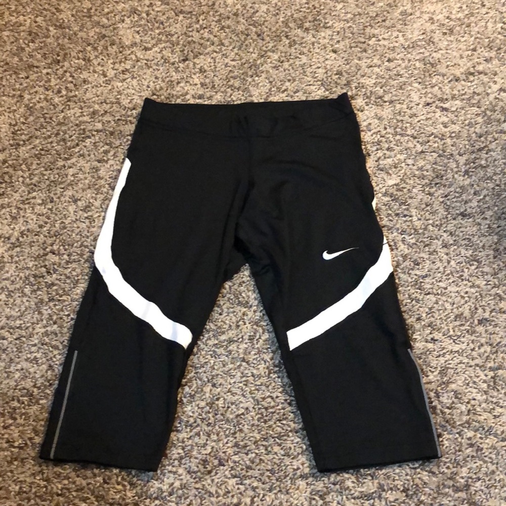 Nike cropped legging - worn once